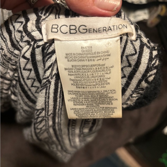 BCBG Twisted Infinity Scarf - Picture 2 of 8